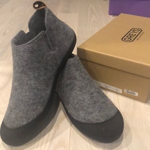 Greys Slipper Boots